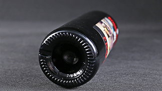 你(nǐ)是(shì)不(bù)是(shì)也(yě)被葡萄酒瓶底的(de)凹槽誤導了(le)？